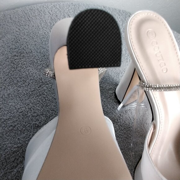 💎 Coutgo Pearl White Rhinestone Heart Heels Size 9 Ankle Strap Dress Pumps - Picture 9 of 9
